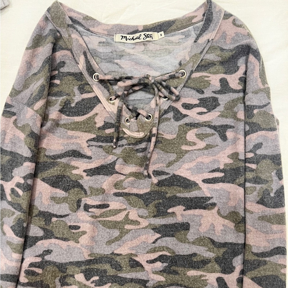 Micheal Stars Camo Tie Sweater